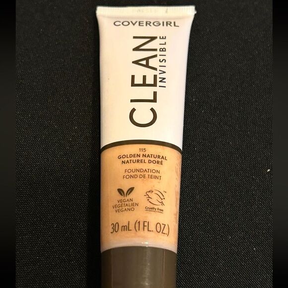 🦋5/$25 CoverGirl Golden Natural Clean Invisible Foundation New FullSz - Picture 1 of 2